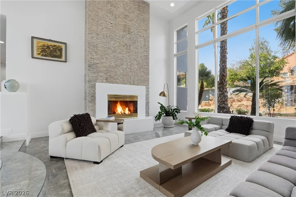 8632 Canyon View, Las Vegas, NV 89117