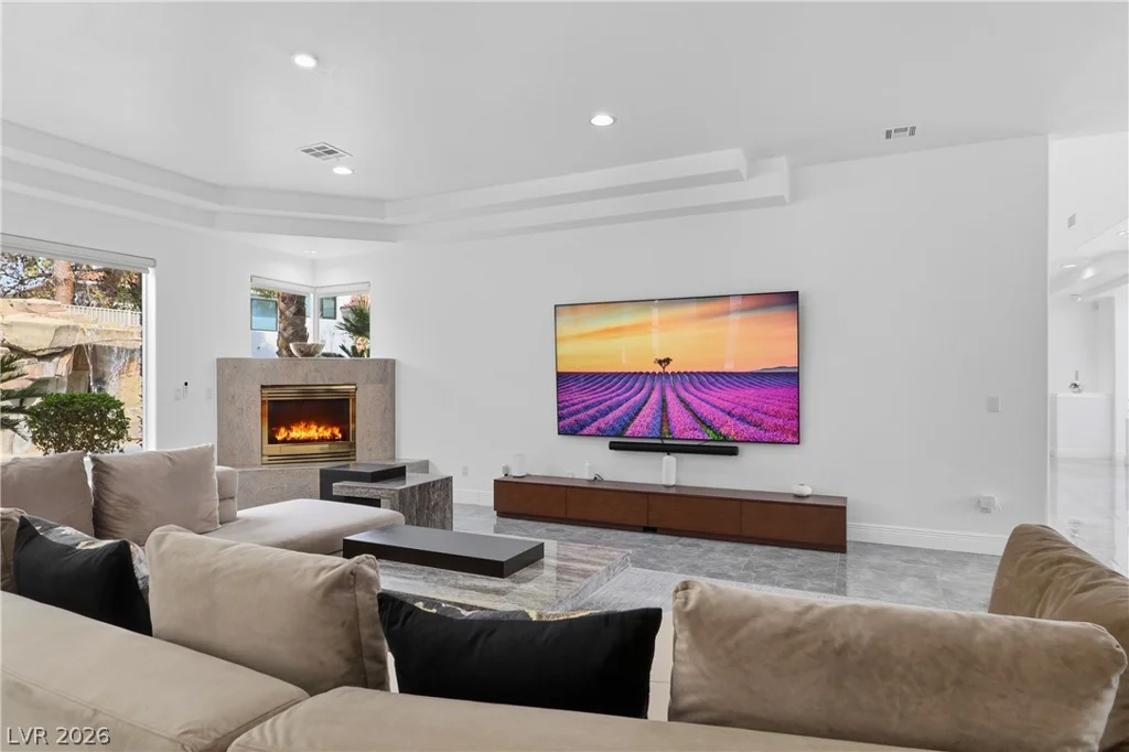 8632 Canyon View, Las Vegas, NV 89117