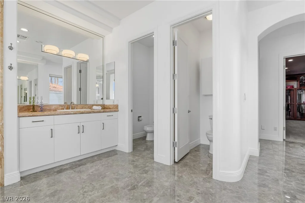 8632 Canyon View, Las Vegas, NV 89117