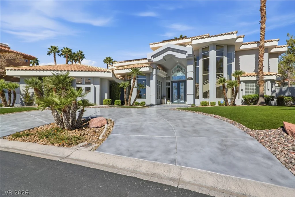 8632 Canyon View, Las Vegas, NV 89117