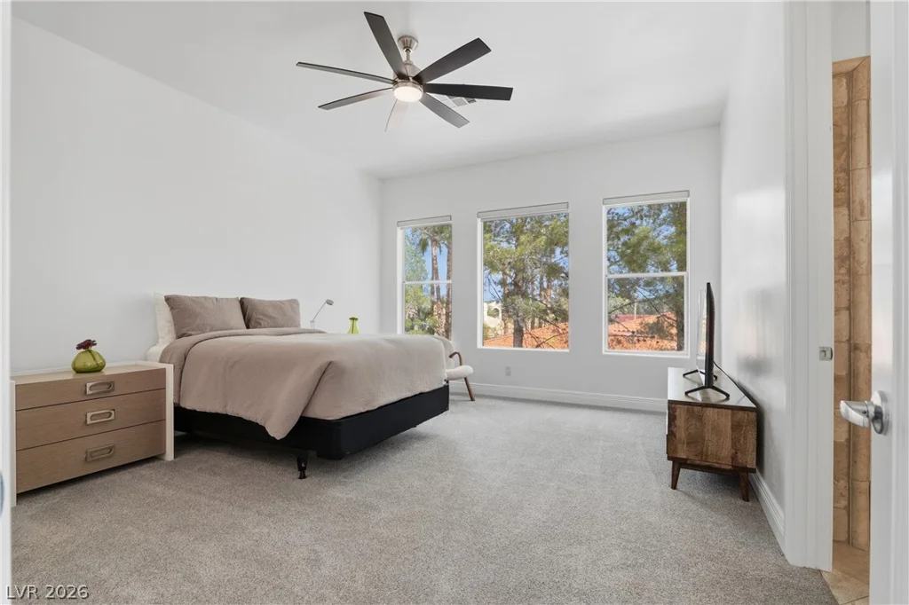 8632 Canyon View, Las Vegas, NV 89117