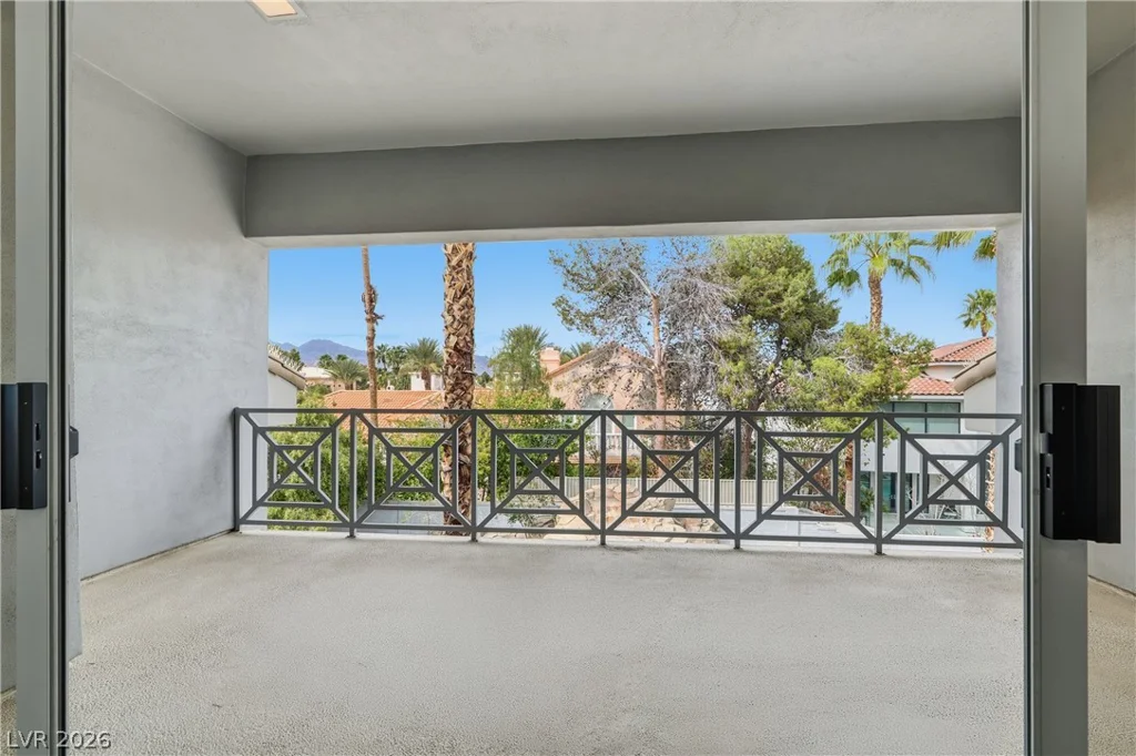 8632 Canyon View, Las Vegas, NV 89117