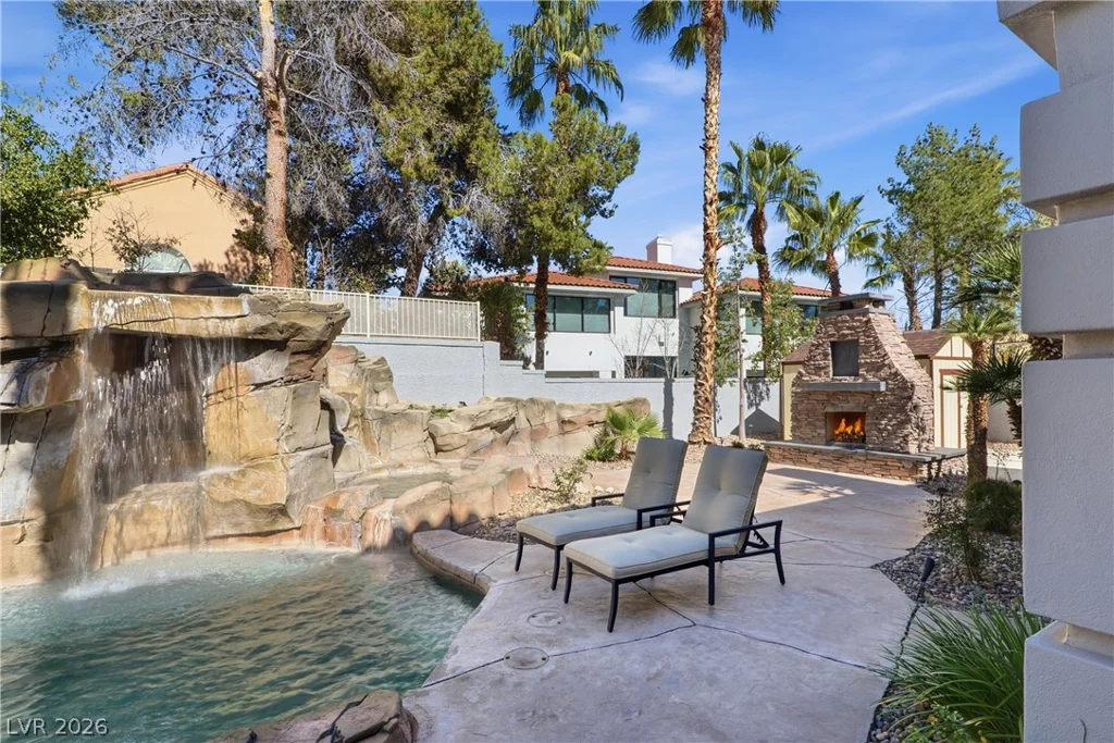 8632 Canyon View, Las Vegas, NV 89117