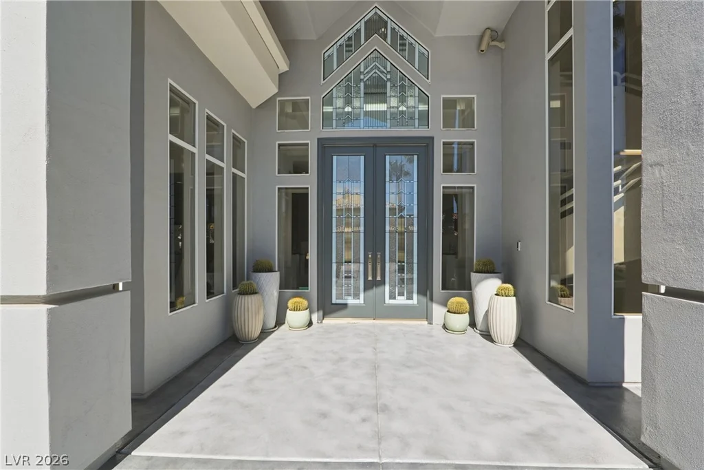 8632 Canyon View, Las Vegas, NV 89117