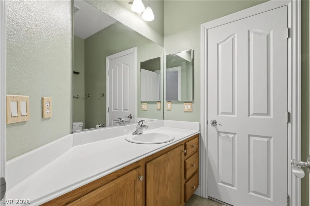 7383 Lionheart, Las Vegas, NV 89123