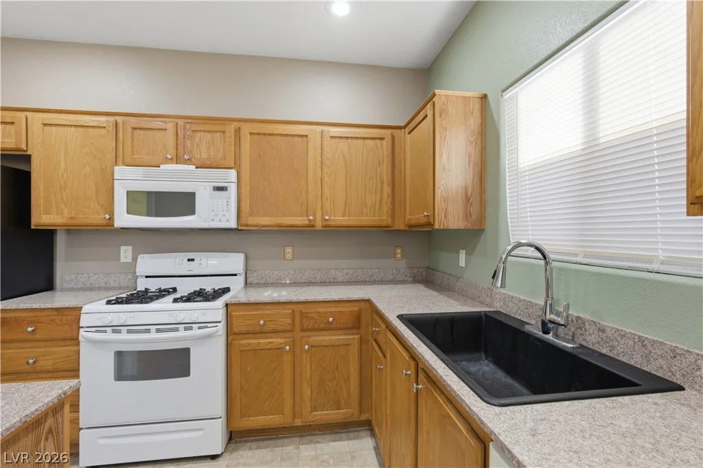 7383 Lionheart, Las Vegas, NV 89123
