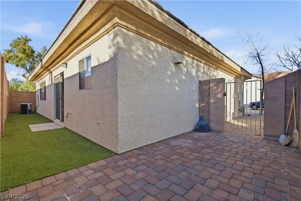7383 Lionheart, Las Vegas, NV 89123