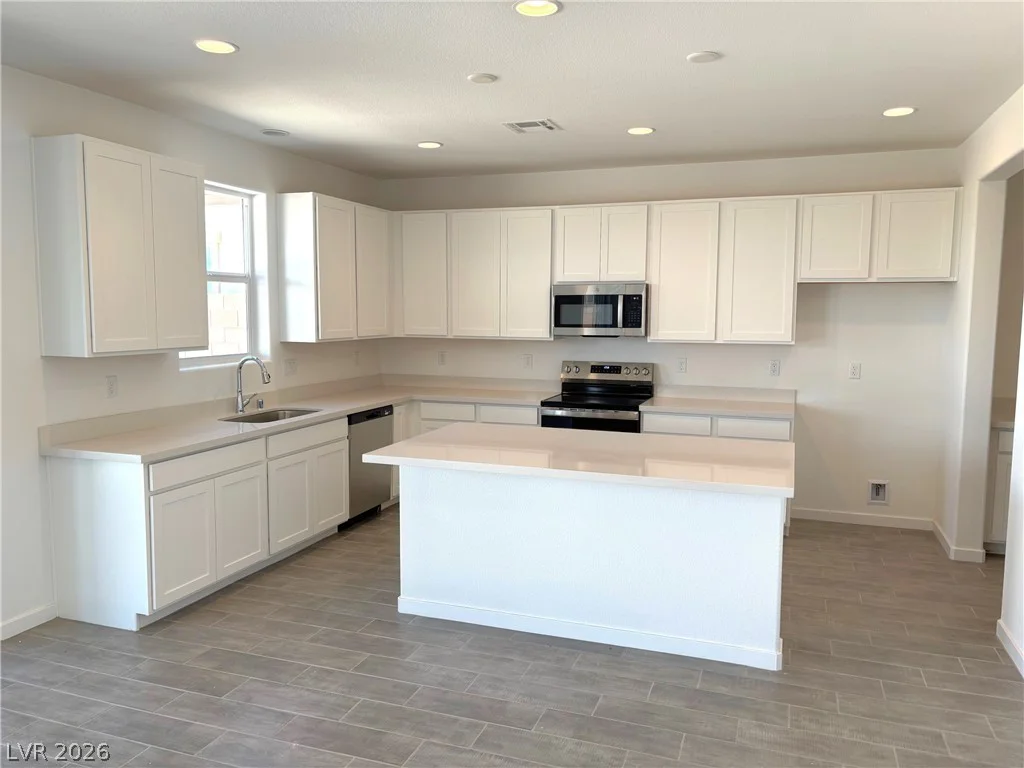 5712 Badlands, Pahrump, NV 89061