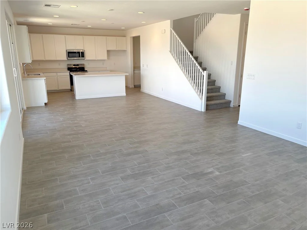 5712 Badlands, Pahrump, NV 89061
