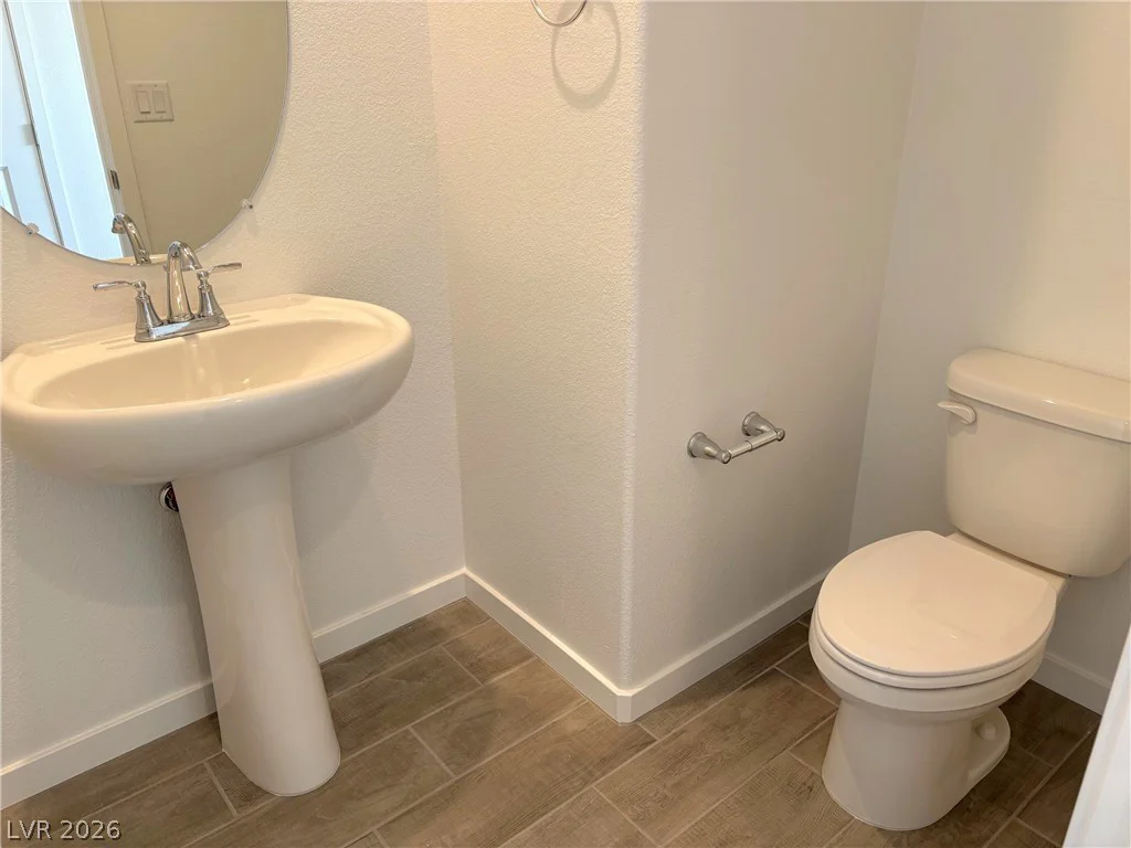 5712 Badlands, Pahrump, NV 89061