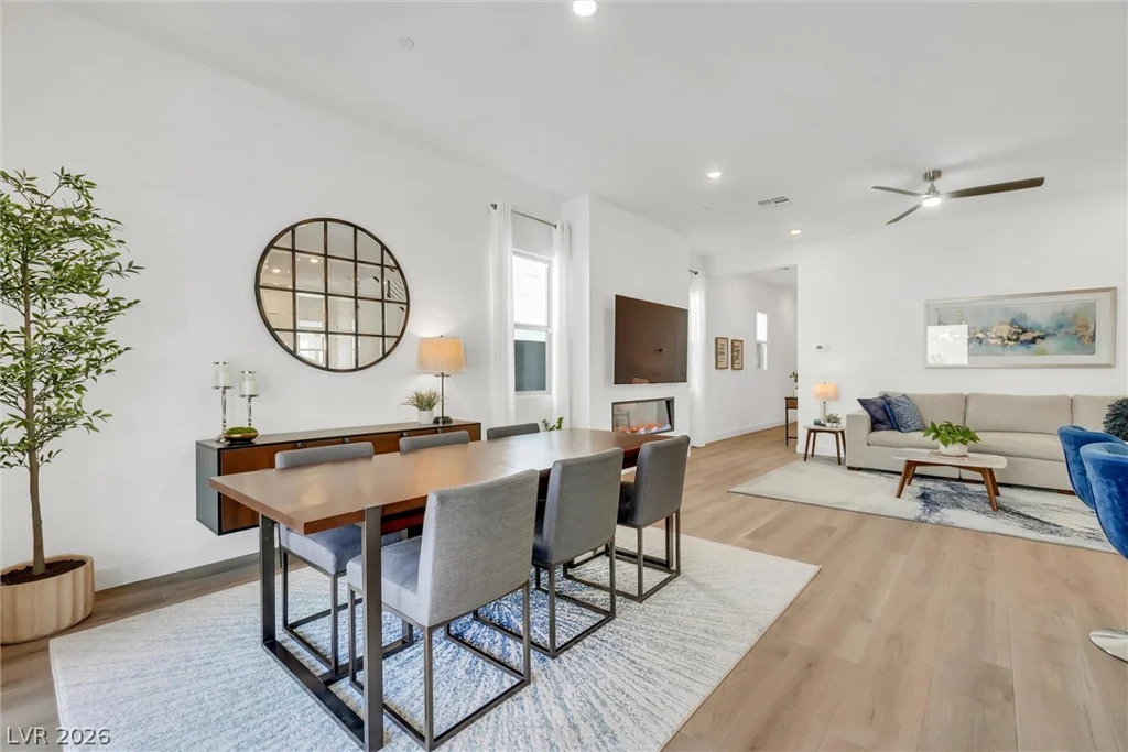 1563 Crested Eagle, Las Vegas, NV 89138