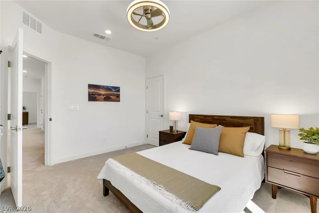 1563 Crested Eagle, Las Vegas, NV 89138