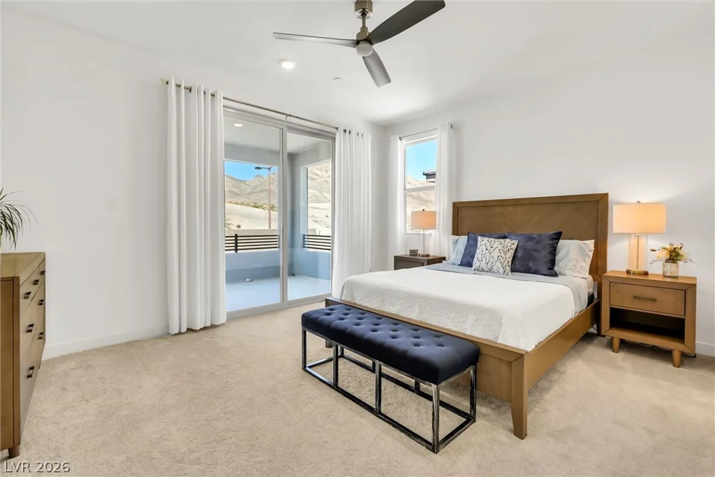1563 Crested Eagle, Las Vegas, NV 89138