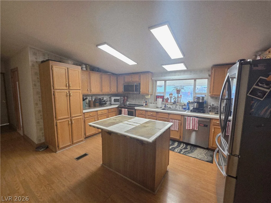 220 Raleigh, Indian Springs, NV 89018