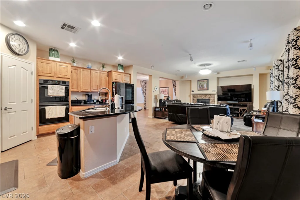 5915 Karnes Ranch, Las Vegas, NV 89131