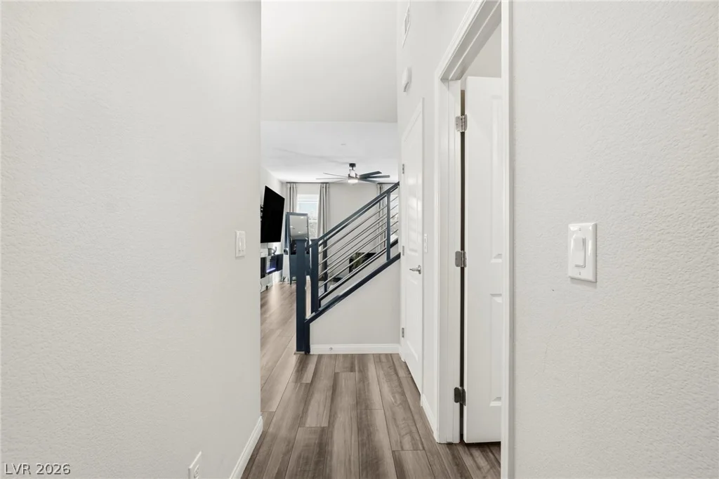 10415 Bagg, Las Vegas, NV 89166