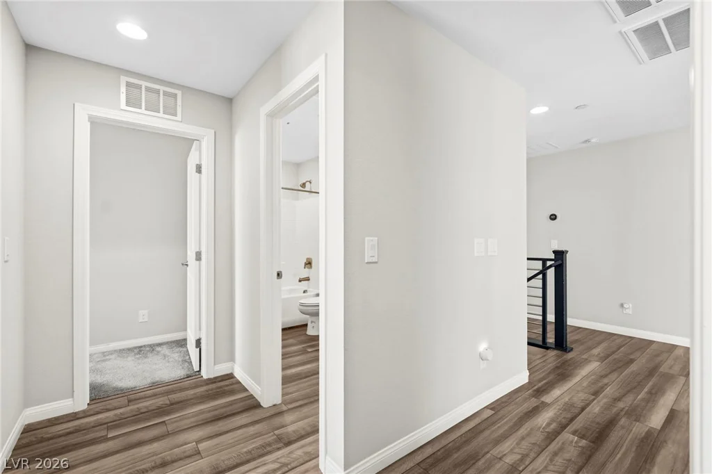 10415 Bagg, Las Vegas, NV 89166
