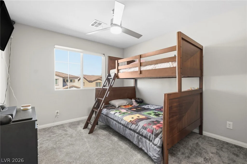 10415 Bagg, Las Vegas, NV 89166