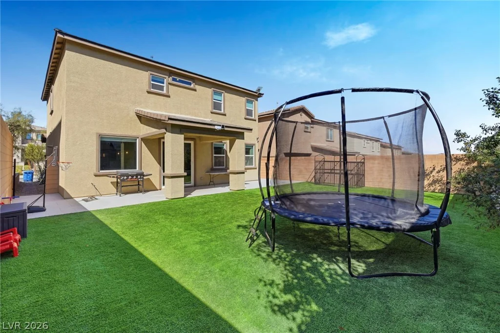 10415 Bagg, Las Vegas, NV 89166