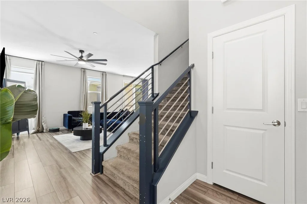 10415 Bagg, Las Vegas, NV 89166