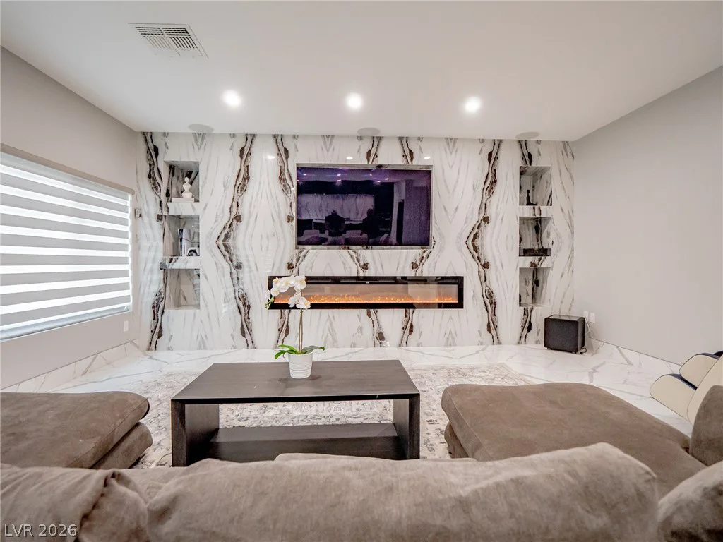 8485 Iron Heart, Las Vegas, NV 89113