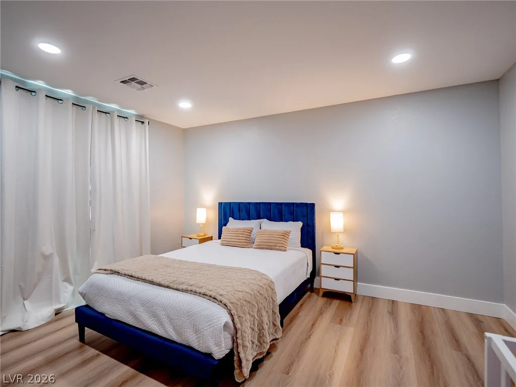 8485 Iron Heart, Las Vegas, NV 89113