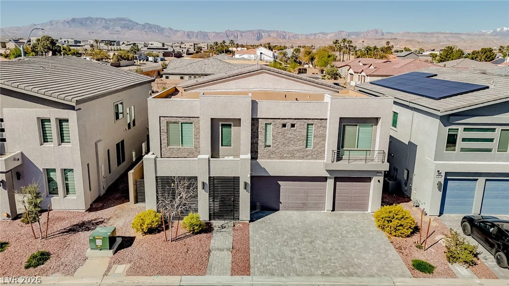 8485 Iron Heart, Las Vegas, NV 89113