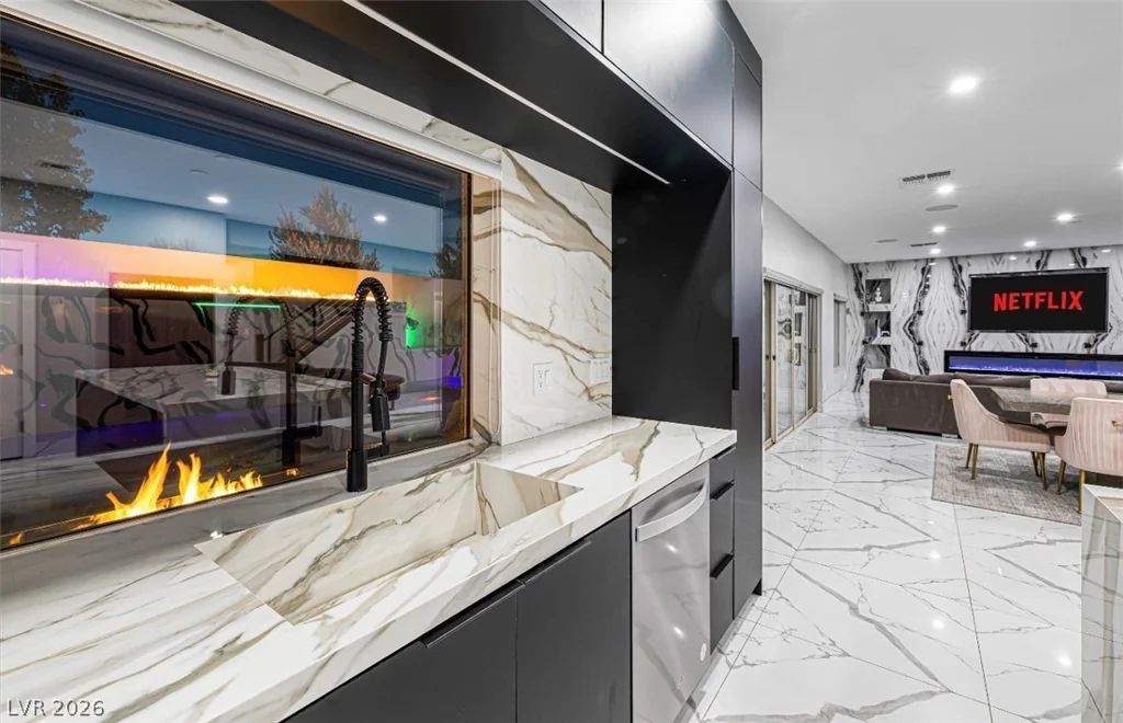 8485 Iron Heart, Las Vegas, NV 89113