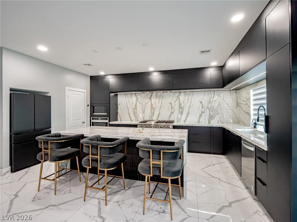 8485 Iron Heart, Las Vegas, NV 89113