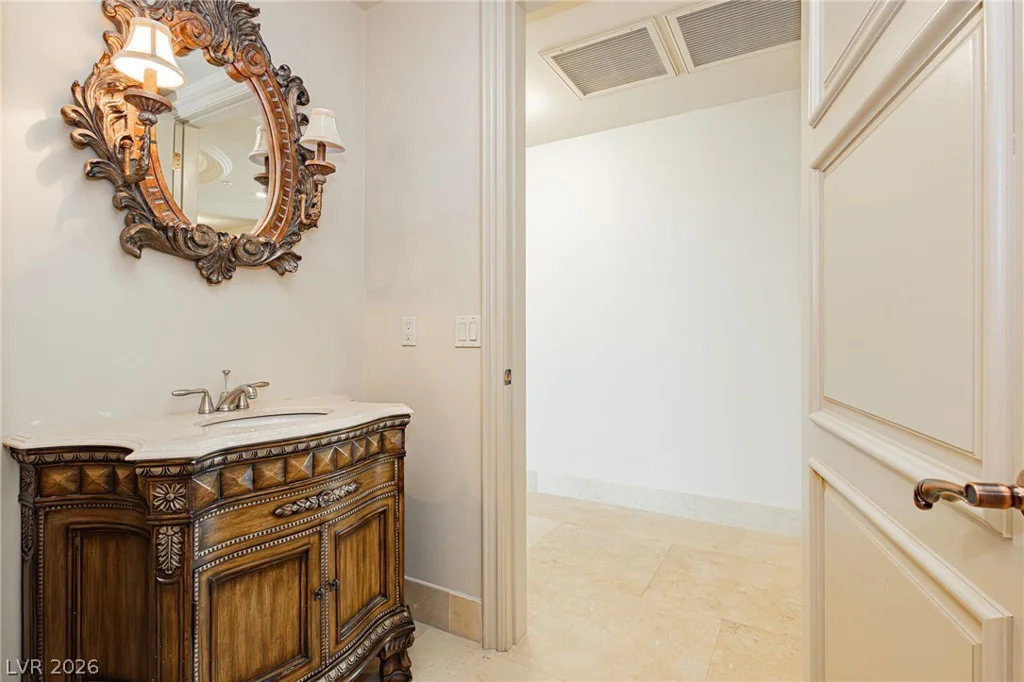 9103 Alta, Las Vegas, NV 89145