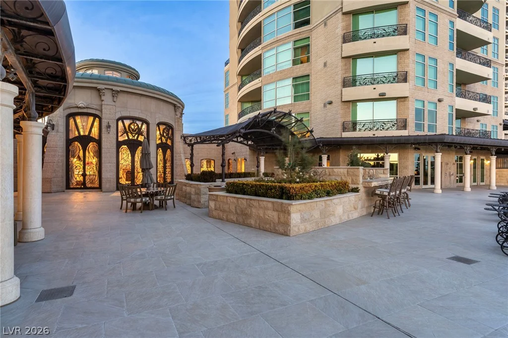 9103 Alta, Las Vegas, NV 89145