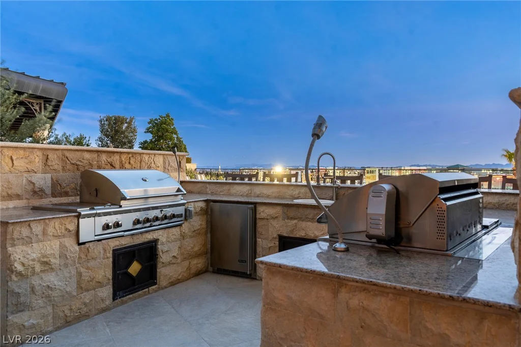 9103 Alta, Las Vegas, NV 89145