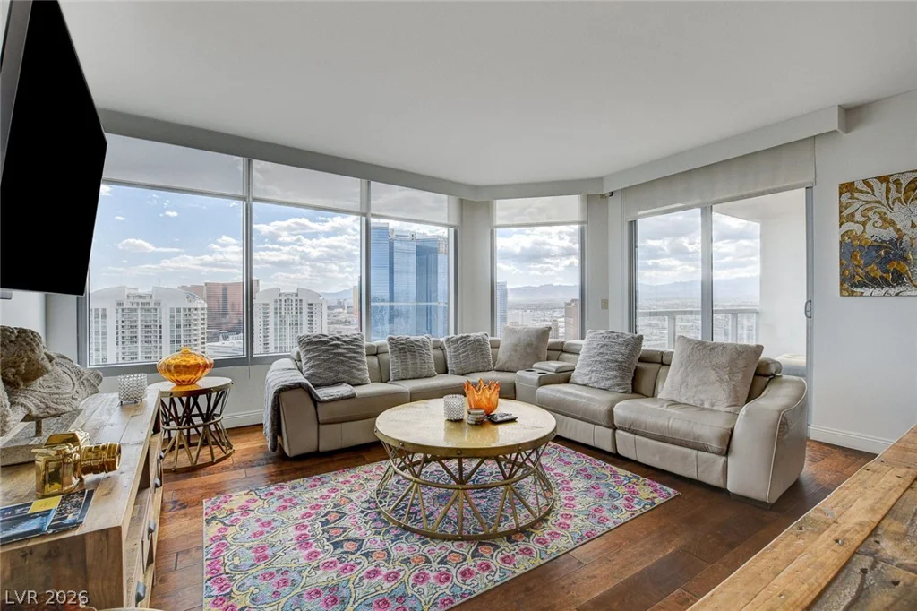 222 Karen, Las Vegas, NV 89109