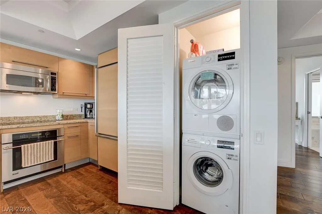 222 Karen, Las Vegas, NV 89109