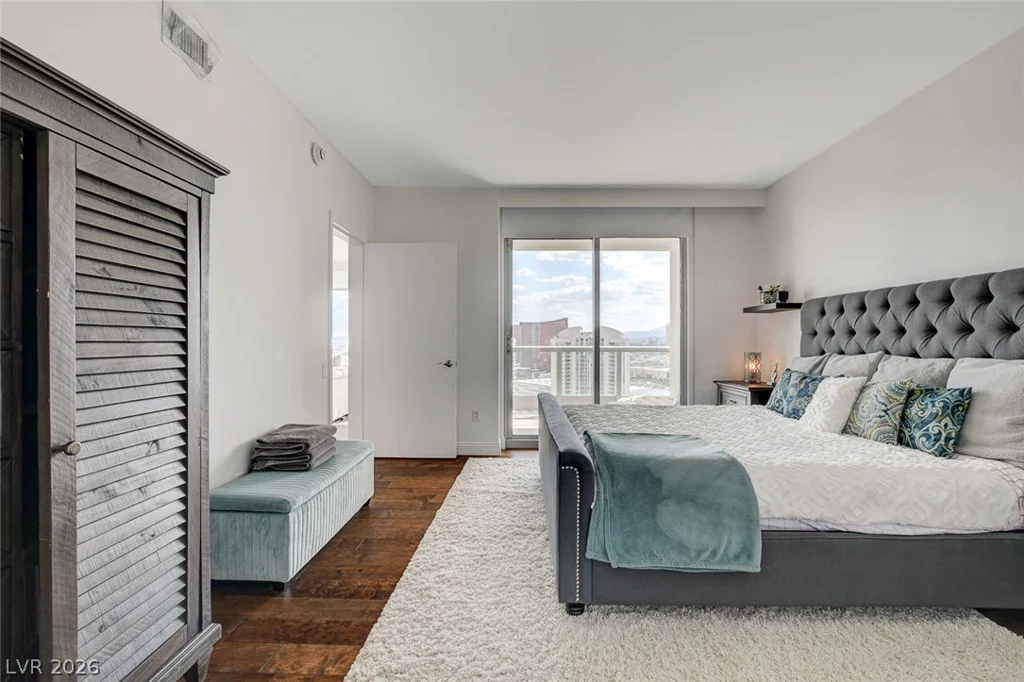 222 Karen, Las Vegas, NV 89109