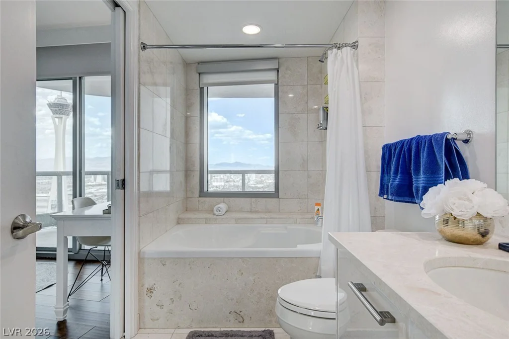 222 Karen, Las Vegas, NV 89109