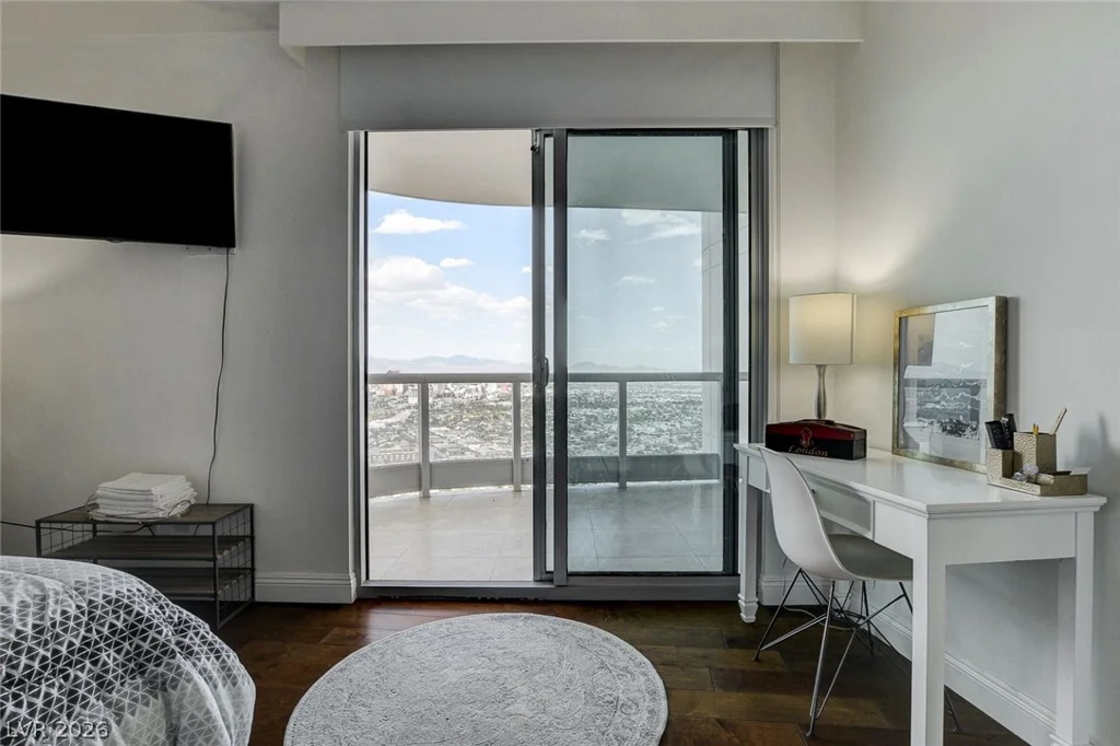 222 Karen, Las Vegas, NV 89109