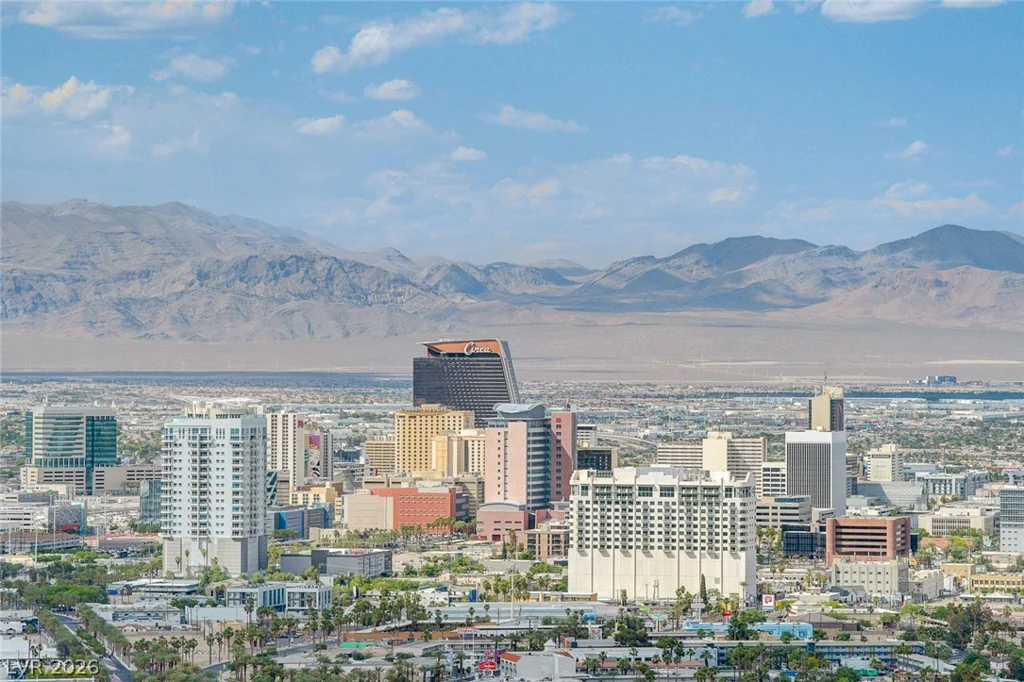 222 Karen, Las Vegas, NV 89109