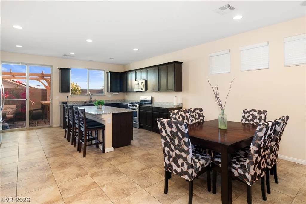 2079 Port Royal, Laughlin, NV 89029