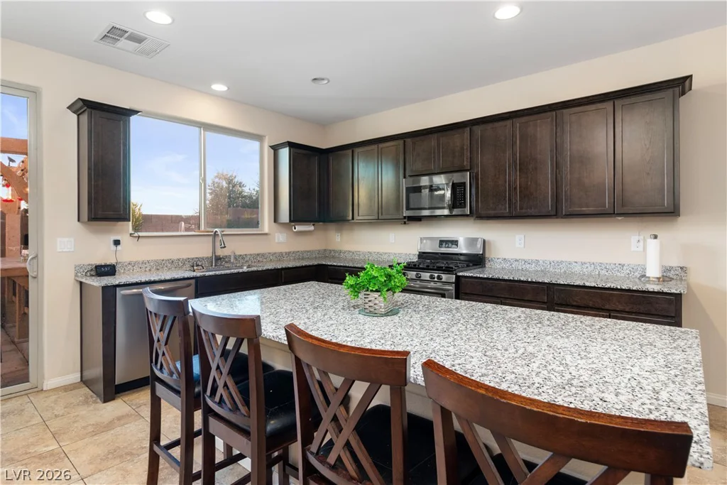 2079 Port Royal, Laughlin, NV 89029