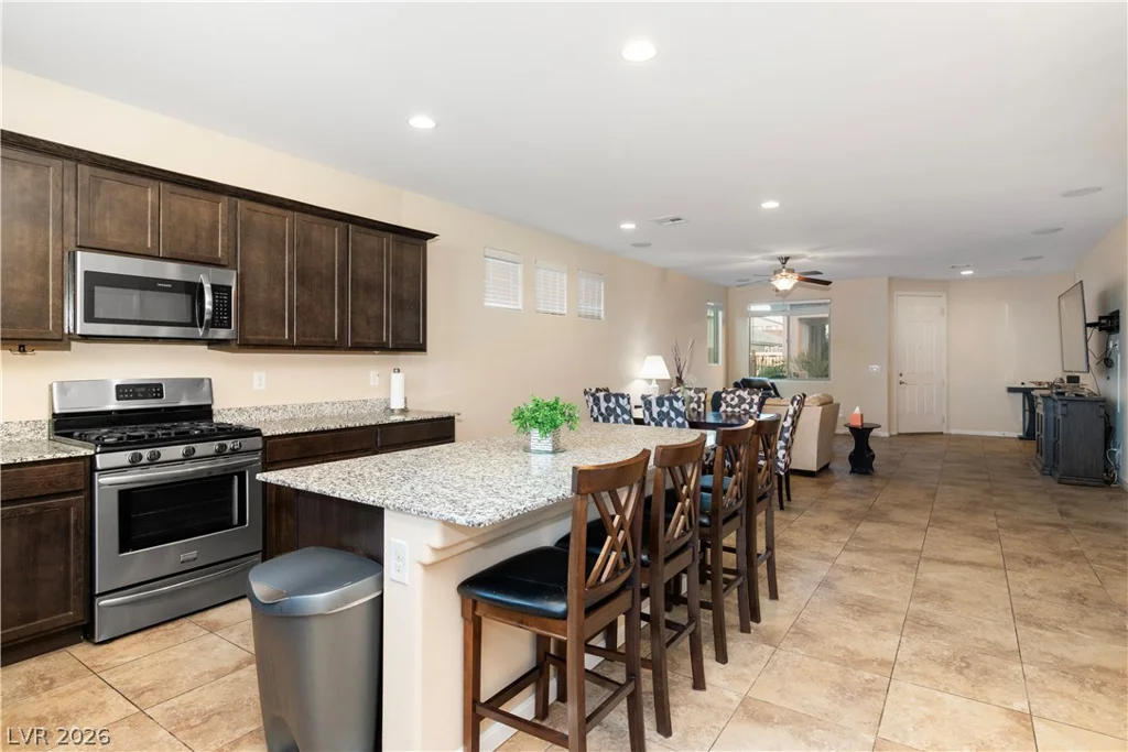 2079 Port Royal, Laughlin, NV 89029