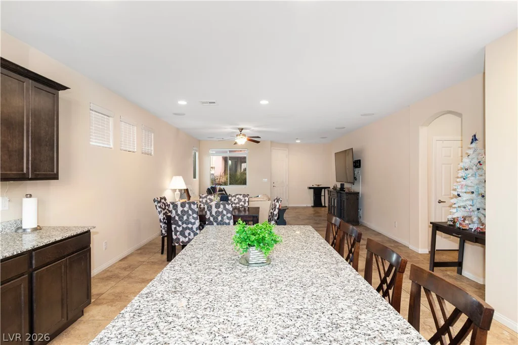 2079 Port Royal, Laughlin, NV 89029