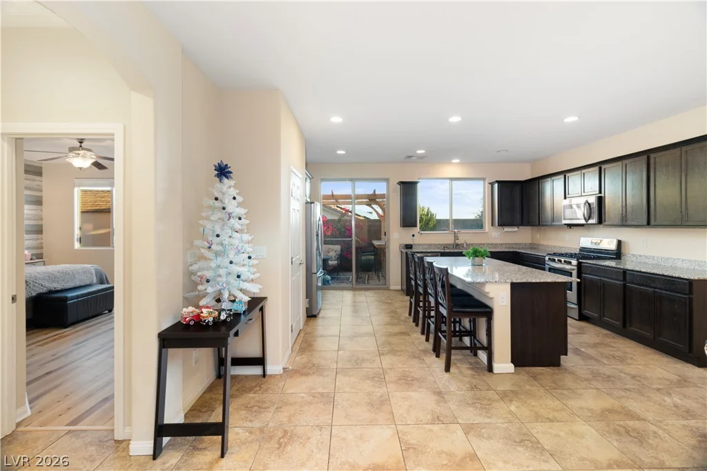 2079 Port Royal, Laughlin, NV 89029