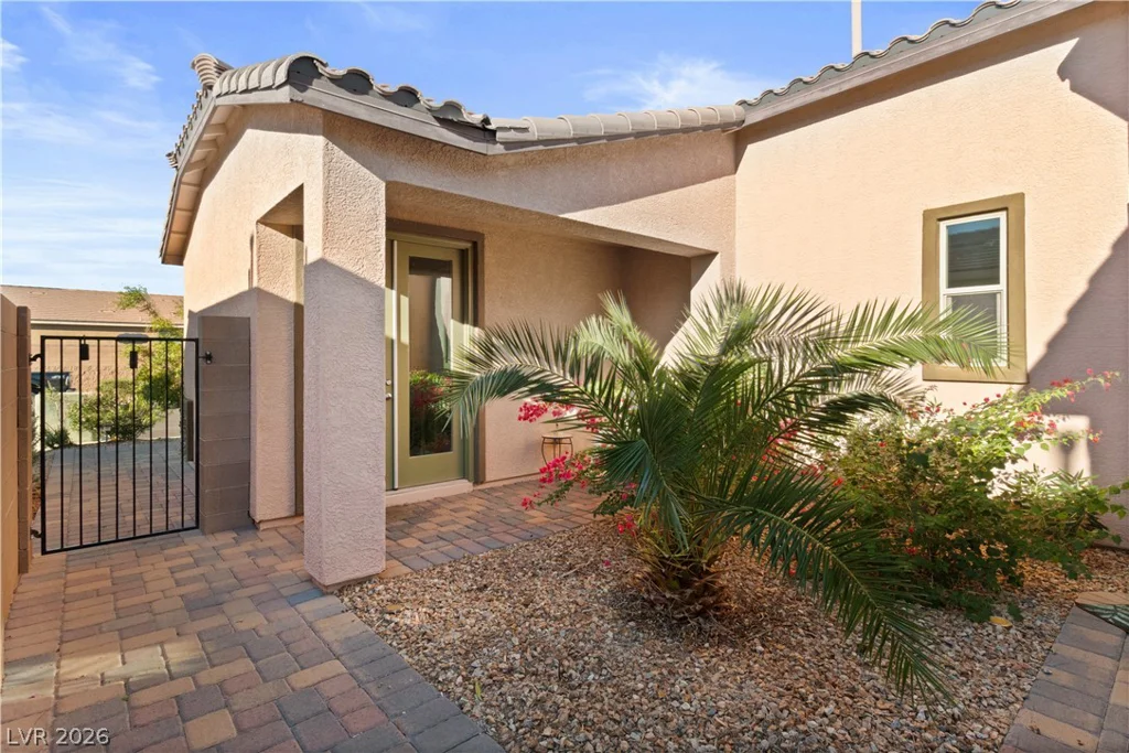 2079 Port Royal, Laughlin, NV 89029