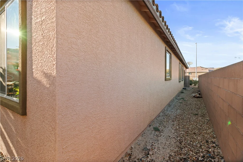 2079 Port Royal, Laughlin, NV 89029