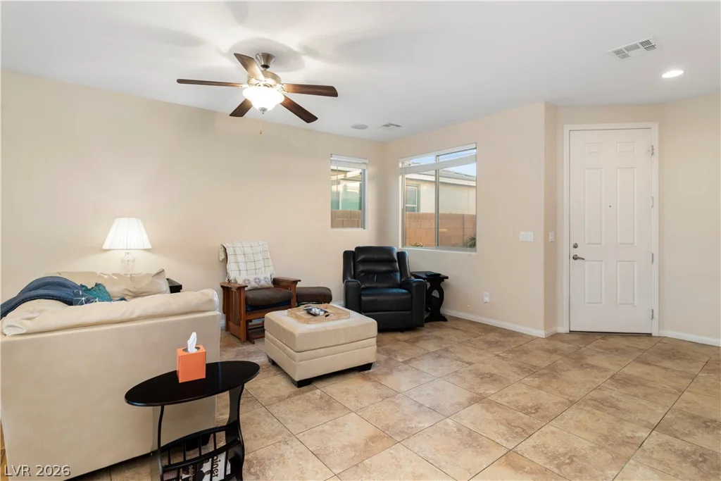 2079 Port Royal, Laughlin, NV 89029