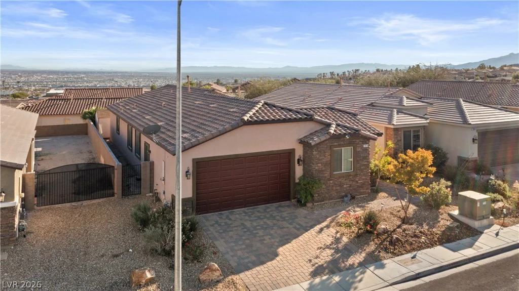 2079 Port Royal, Laughlin, NV 89029