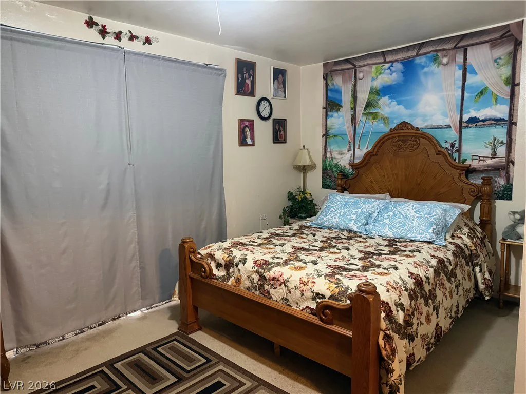 6033 Vegas, Las Vegas, NV 89108