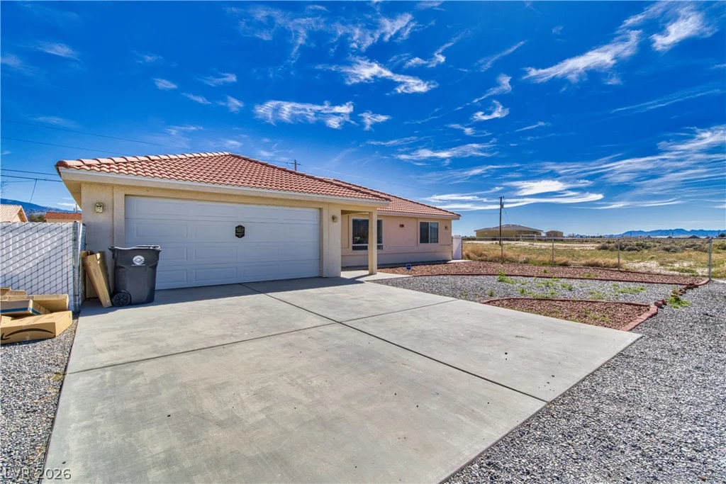 2041 Jacaranda, Pahrump, NV 89048