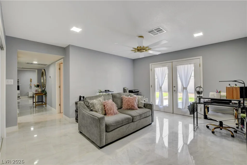 4915 Nevada, Las Vegas, NV 89104